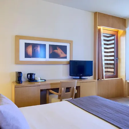 Lazart Hotel, Trademark Collection By Wyndham Szálloda 5*